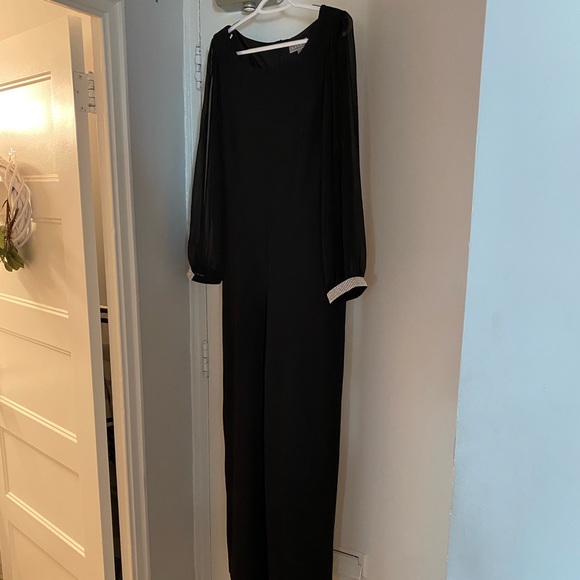 Pant suit - Picture 4 of 7